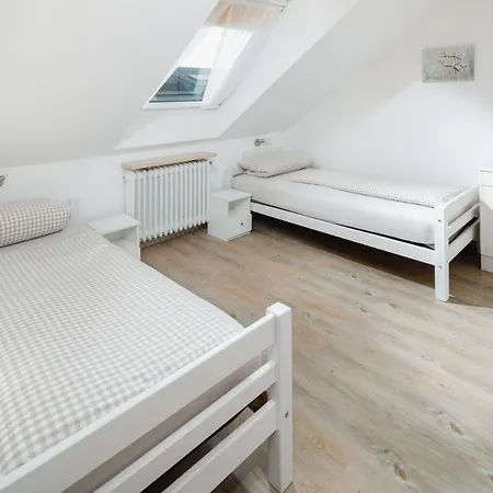 Apartment Nora 1 *